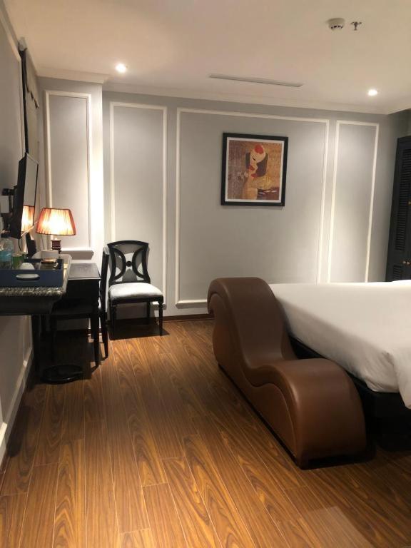 Bay Luxury Hotel Hanoi Exterior photo
